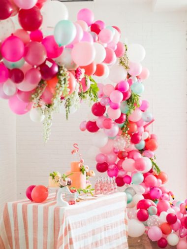 wedding balloon decor - DIY arch