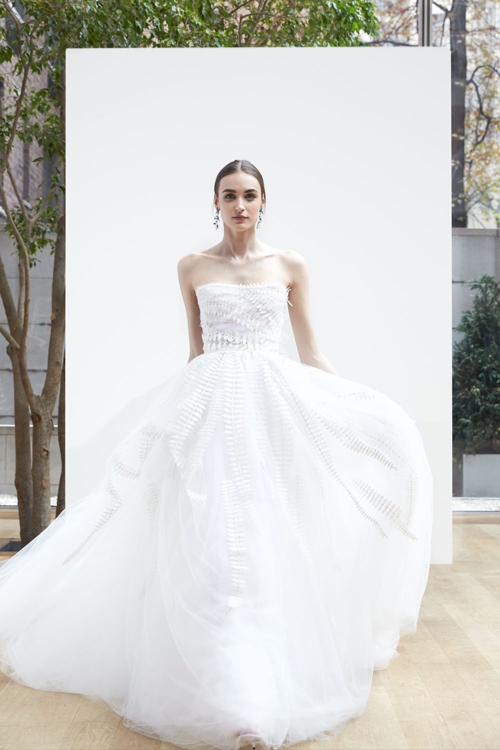  Bridal  Gowns  Trends 2019 DACC
