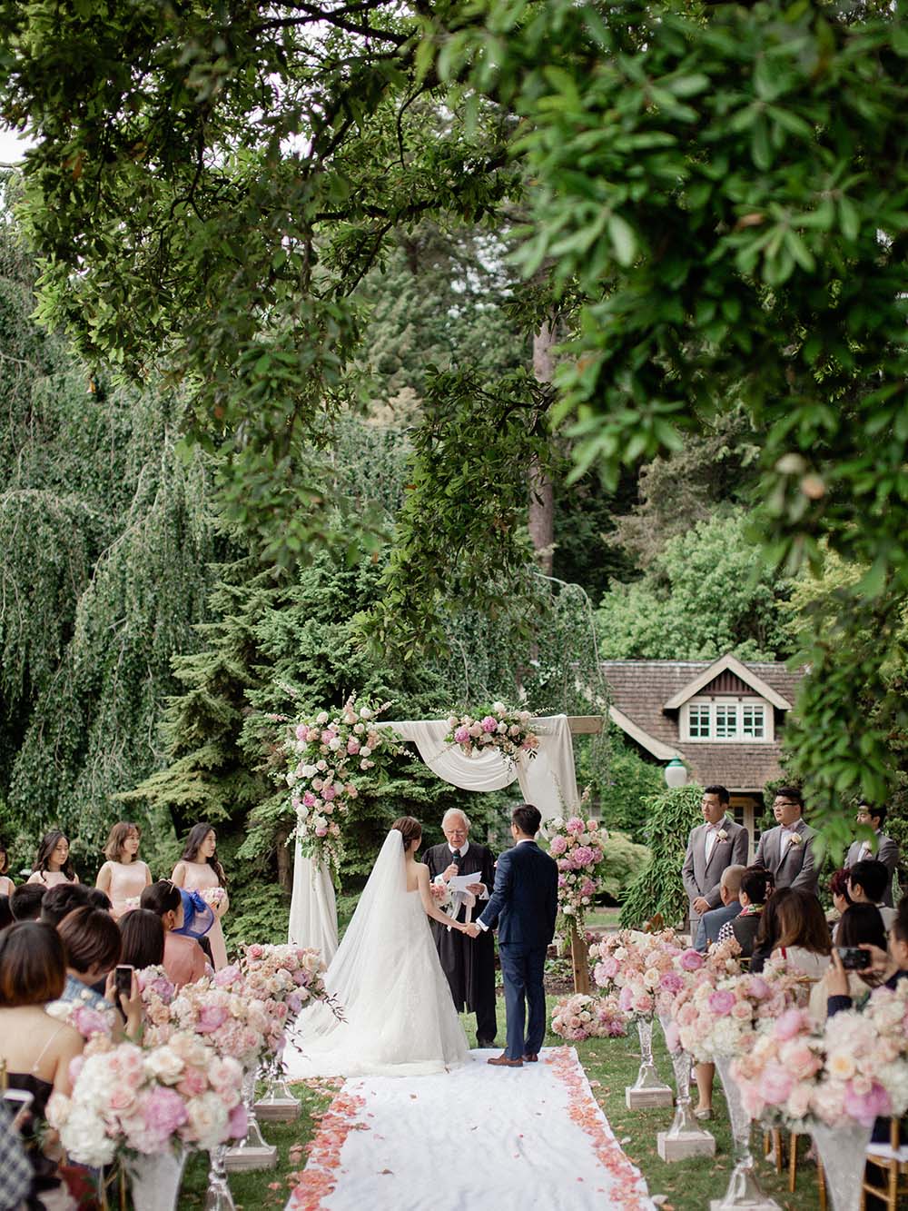 A Gorgeous Spring Garden Wedding In Vancouver Weddingbells