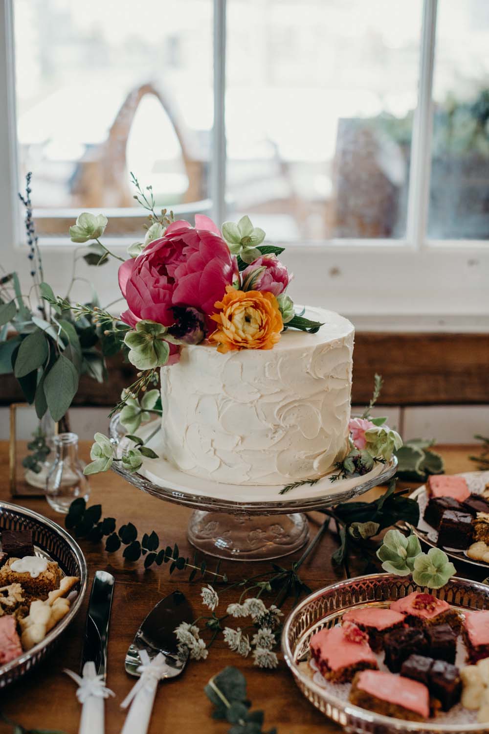 A Rustic-Chic Farm Wedding Outside Of Ottawa - cake