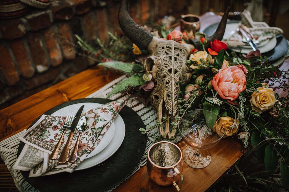 These Are The Details You Need For A Southwestern-Inspired Wedding - table decor