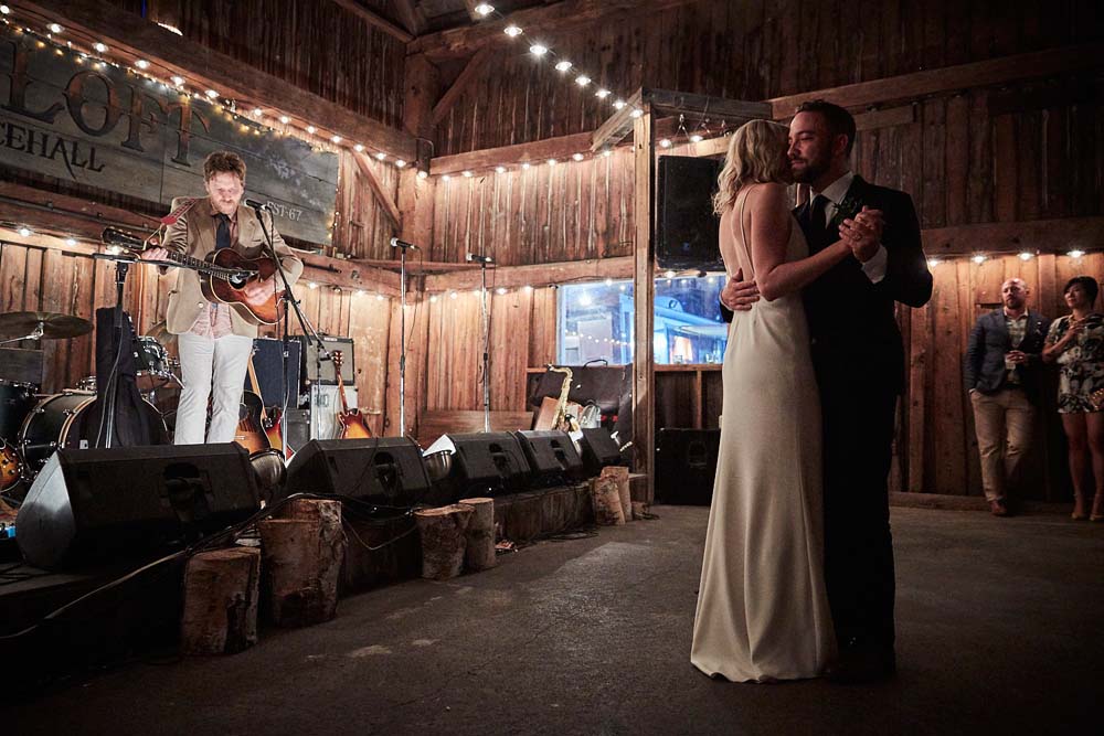 HGTV Star Sarah Keenleyside And Musician Justin Rutledge's Wedding In ...
