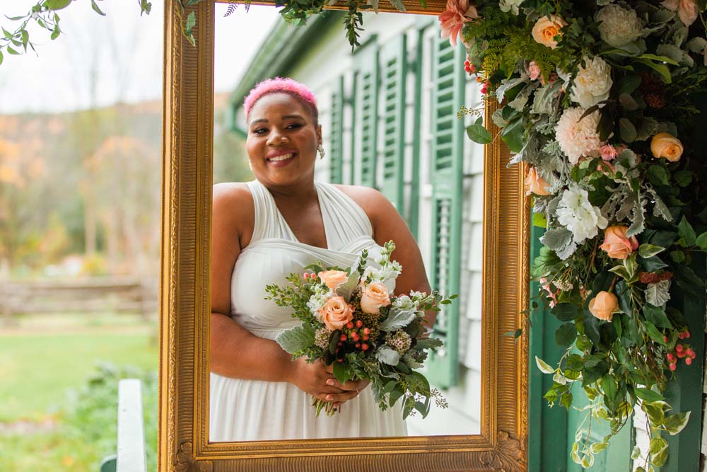 Henkaa Spring/Summer 2019 Bridesmaid Dresses - Smiling Behind Frame