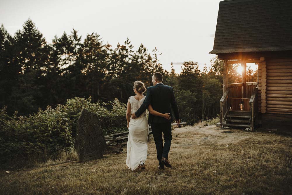A Scandinavian-Inspired Wedding in British Columbia - couple