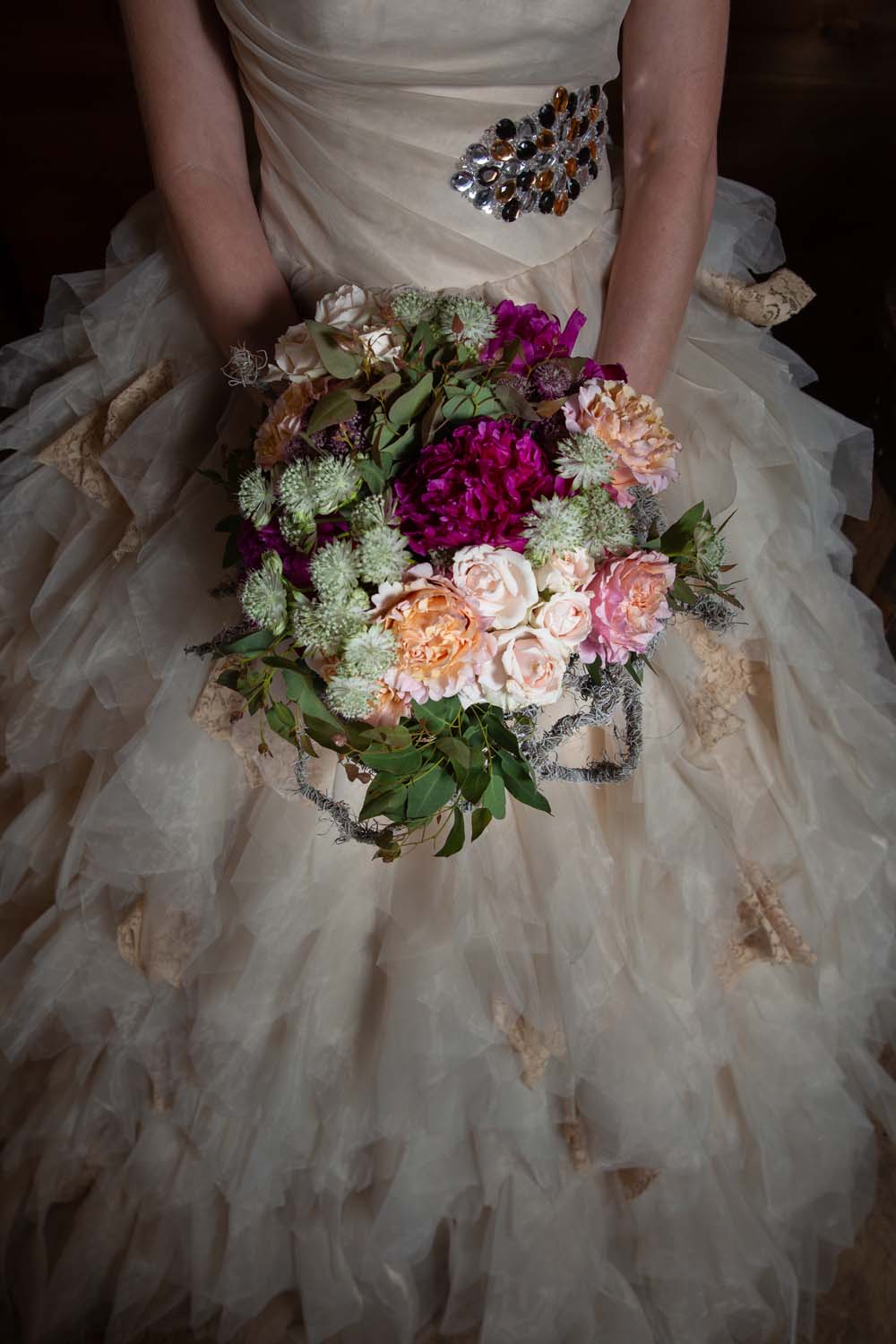 This Styled Shoot Was Inspired By Medieval Royalty - Bouquet