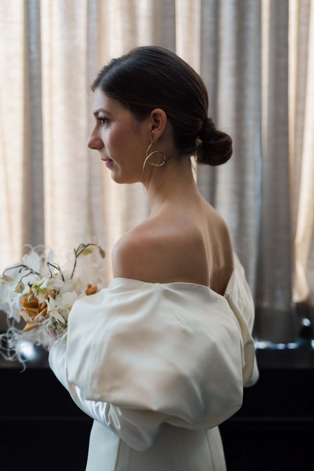 A Minimal Winter Wedding in Toronto, Ontario - Bride Details